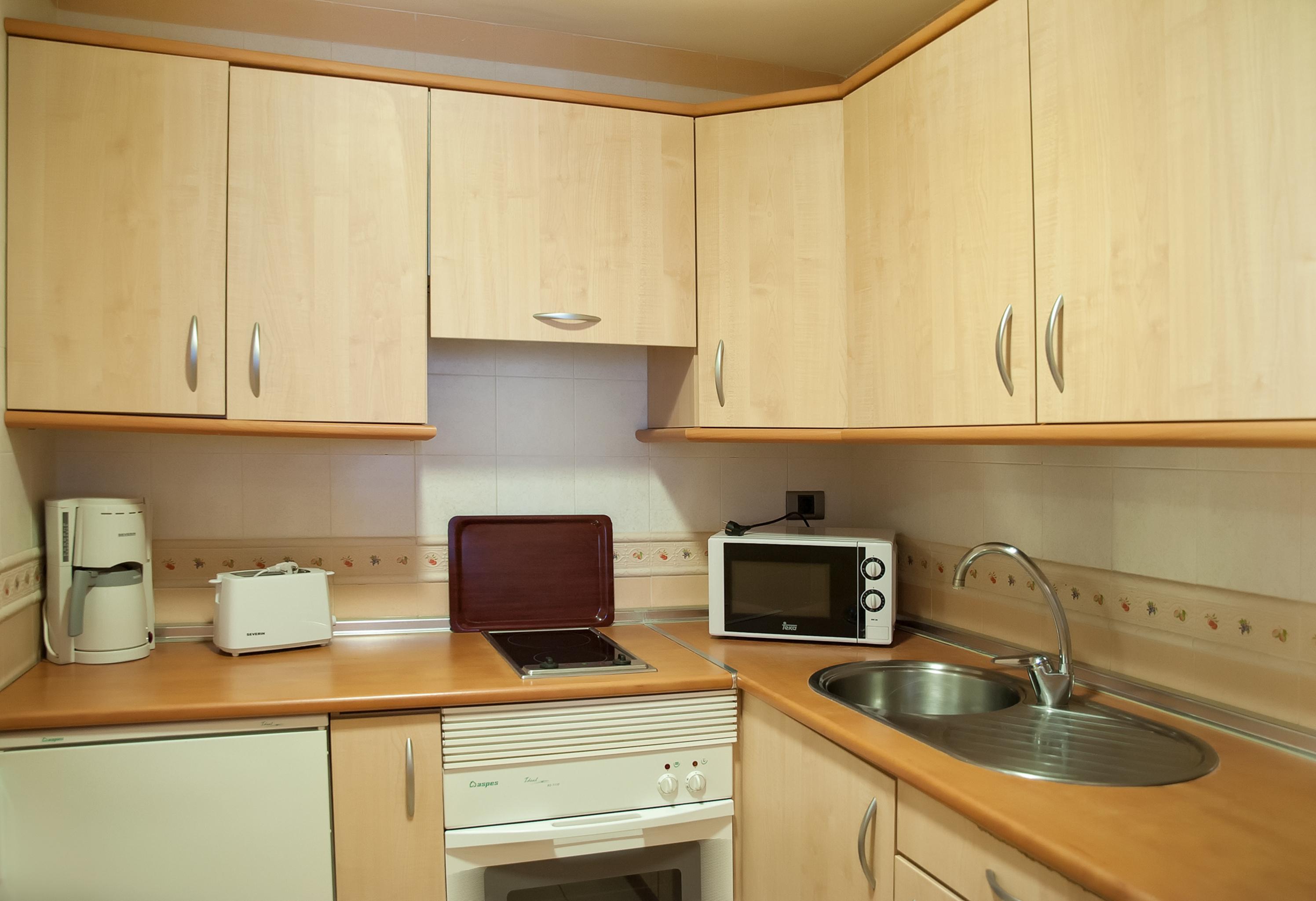 Grand Muthu Golf Plaza Hotel & Spa San Miguel de Abona Esterno foto A typical kitchen
