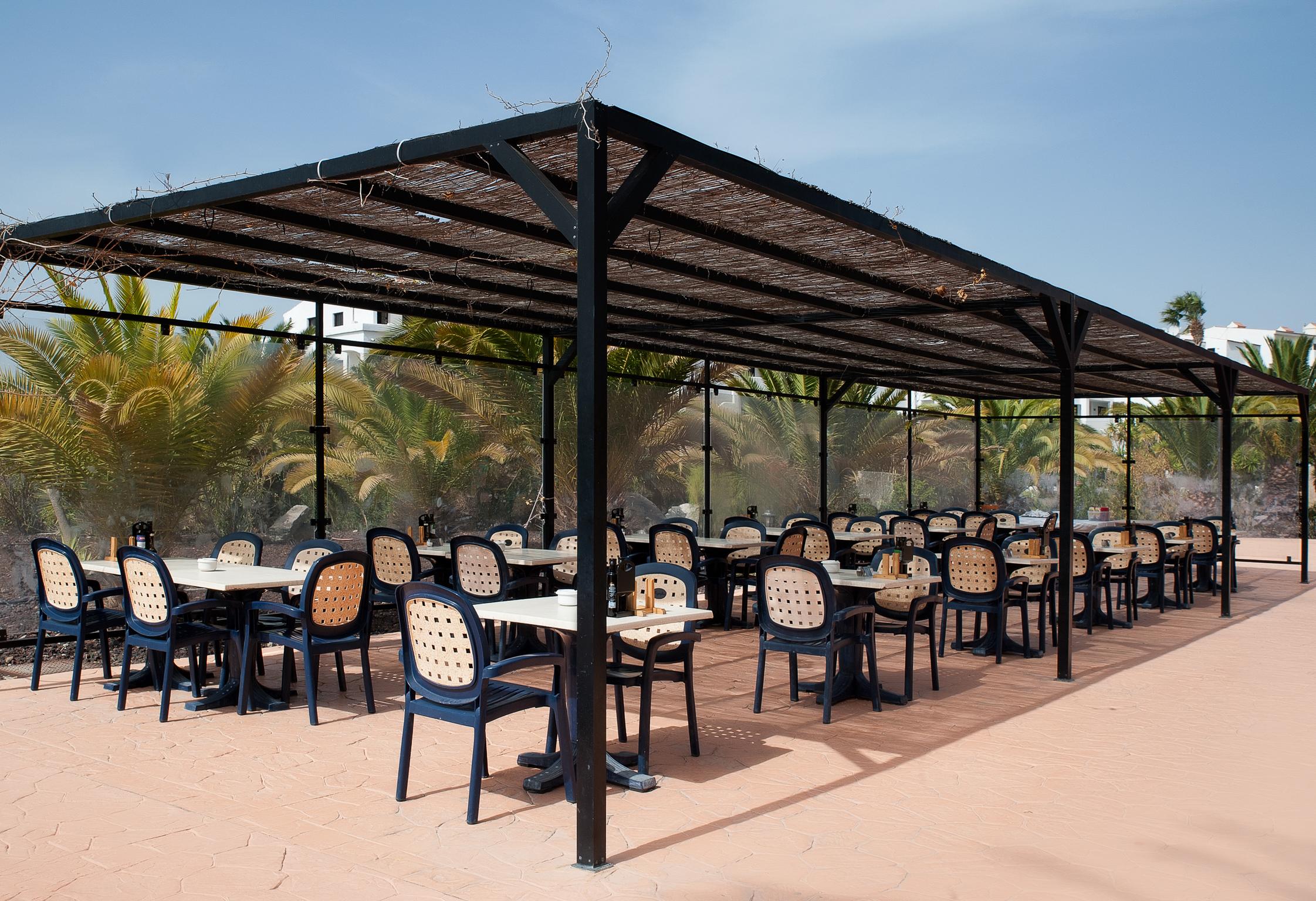 Grand Muthu Golf Plaza Hotel & Spa San Miguel de Abona Esterno foto The dining room at the Al-Maqam Al-Sadiq