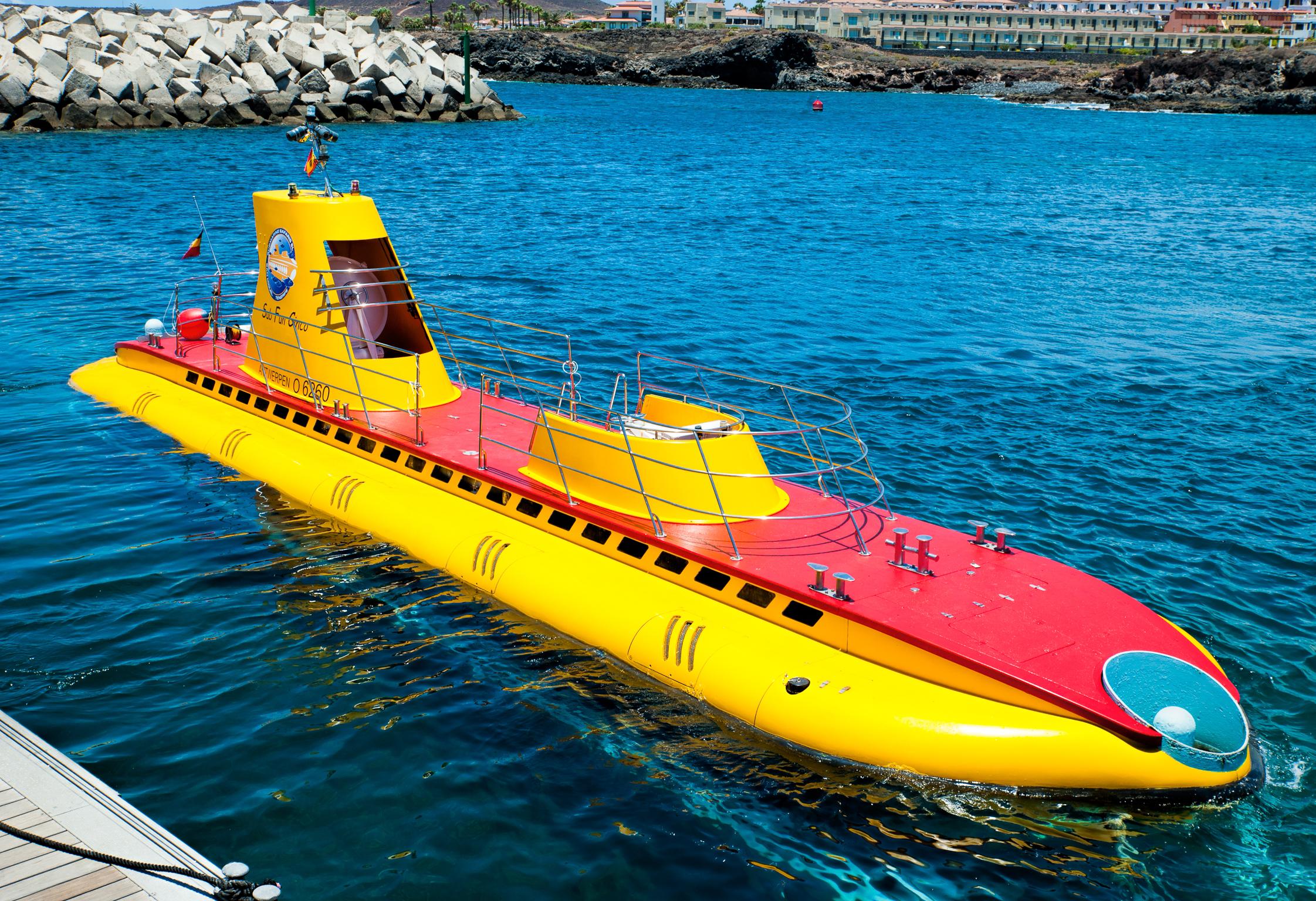 Grand Muthu Golf Plaza Hotel & Spa San Miguel de Abona Esterno foto Yellow Submarine