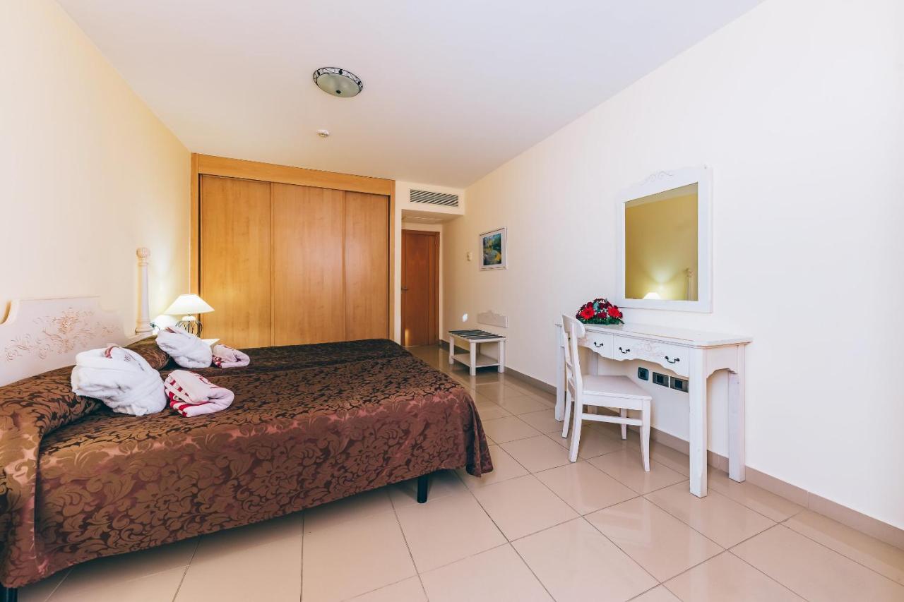 Grand Muthu Golf Plaza Hotel & Spa San Miguel de Abona Esterno foto