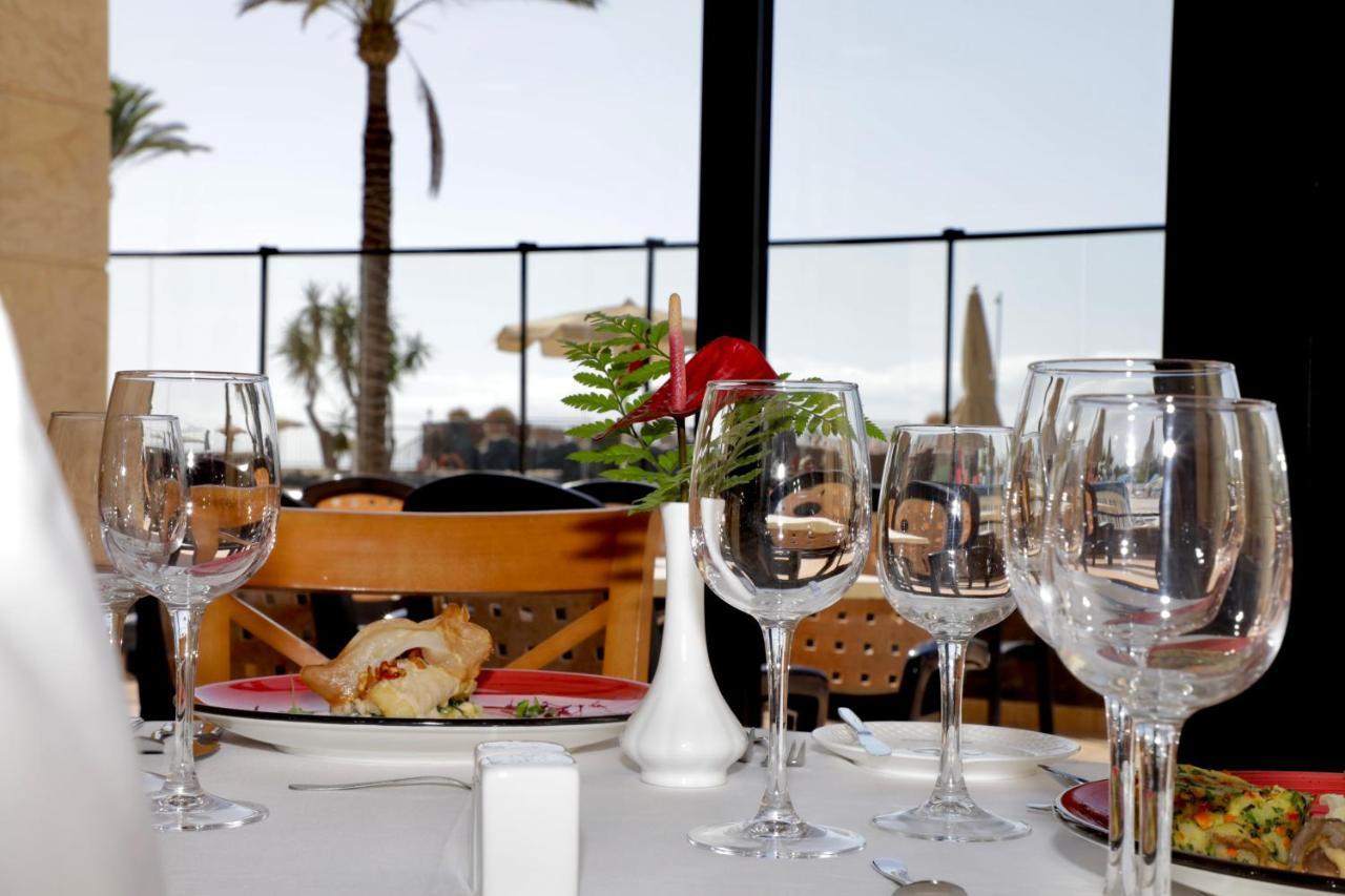 Grand Muthu Golf Plaza Hotel & Spa San Miguel de Abona Esterno foto Wine glasses